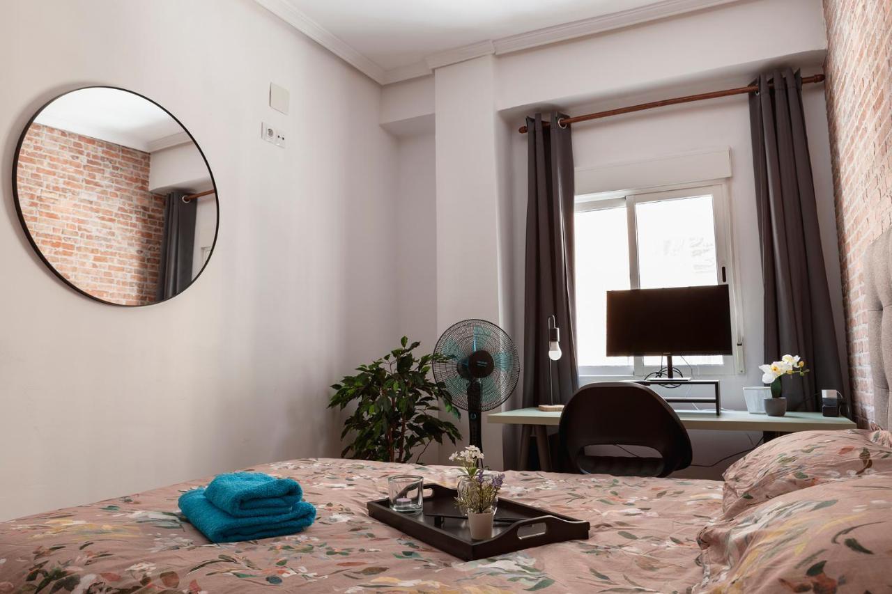 ולנסיה Luxury Artistic Digital Nomad 2 Bedroom W/Terrace מראה חיצוני תמונה